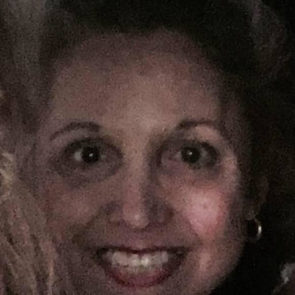 Meet your Posher, Trish - Picture 1 of 1